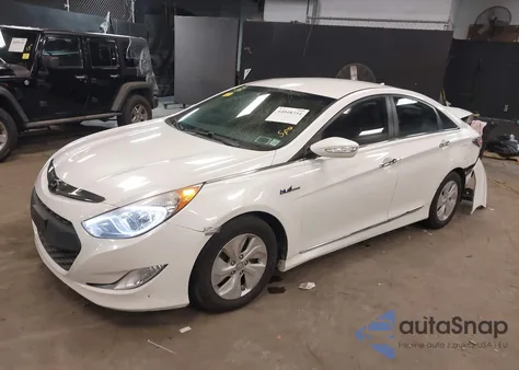 2013 Hyundai Sonata Hybrid z USA, uszkodzony, nr VIN KMHEC4A42DA099423